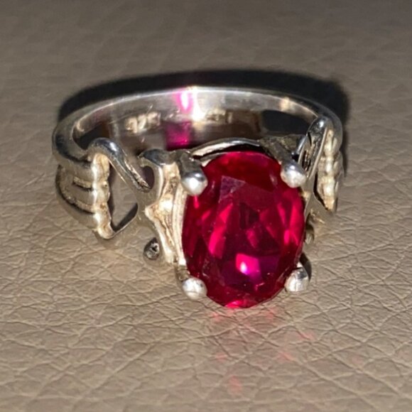 Red Ruby Gemstone Ring 3 carat Sterling Silver Oval Size 925 Lab Synthetic 38mm - Picture 1 of 14